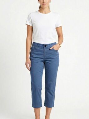 Up! Blue Cropped Stretch Jeans | Pull-On Mid Rise Capri Pants 69% Cotton